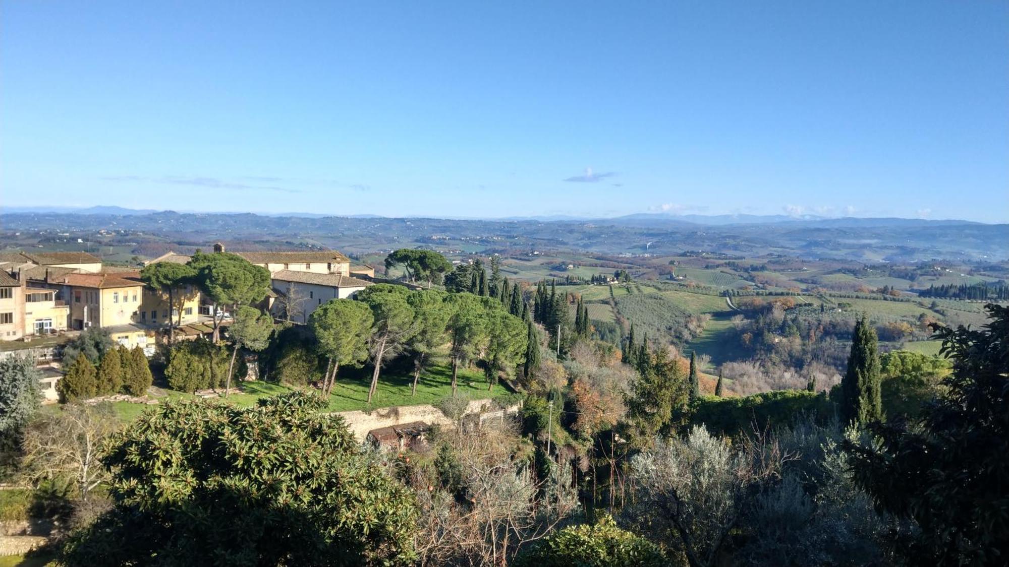 Appartamento Il Nespolo San Gimignano Exterior foto